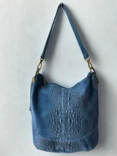 Krásna modrá kožená crossbody kabelka na plece s krokodílím vzorom Grosso 25x25x15